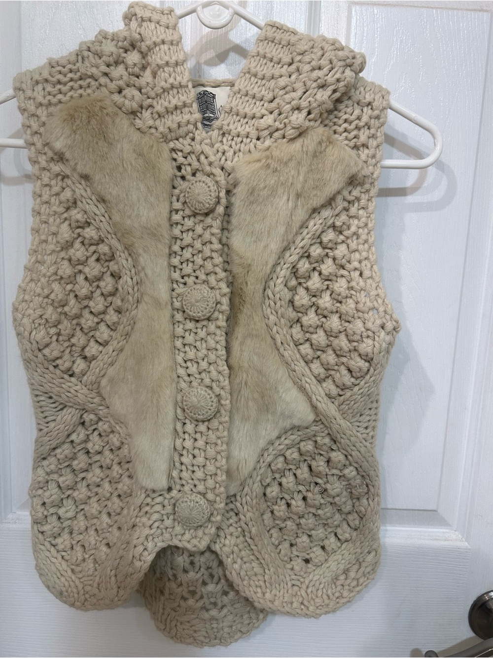 Anthropologie/Lili’s Closet faux fur vest with hood